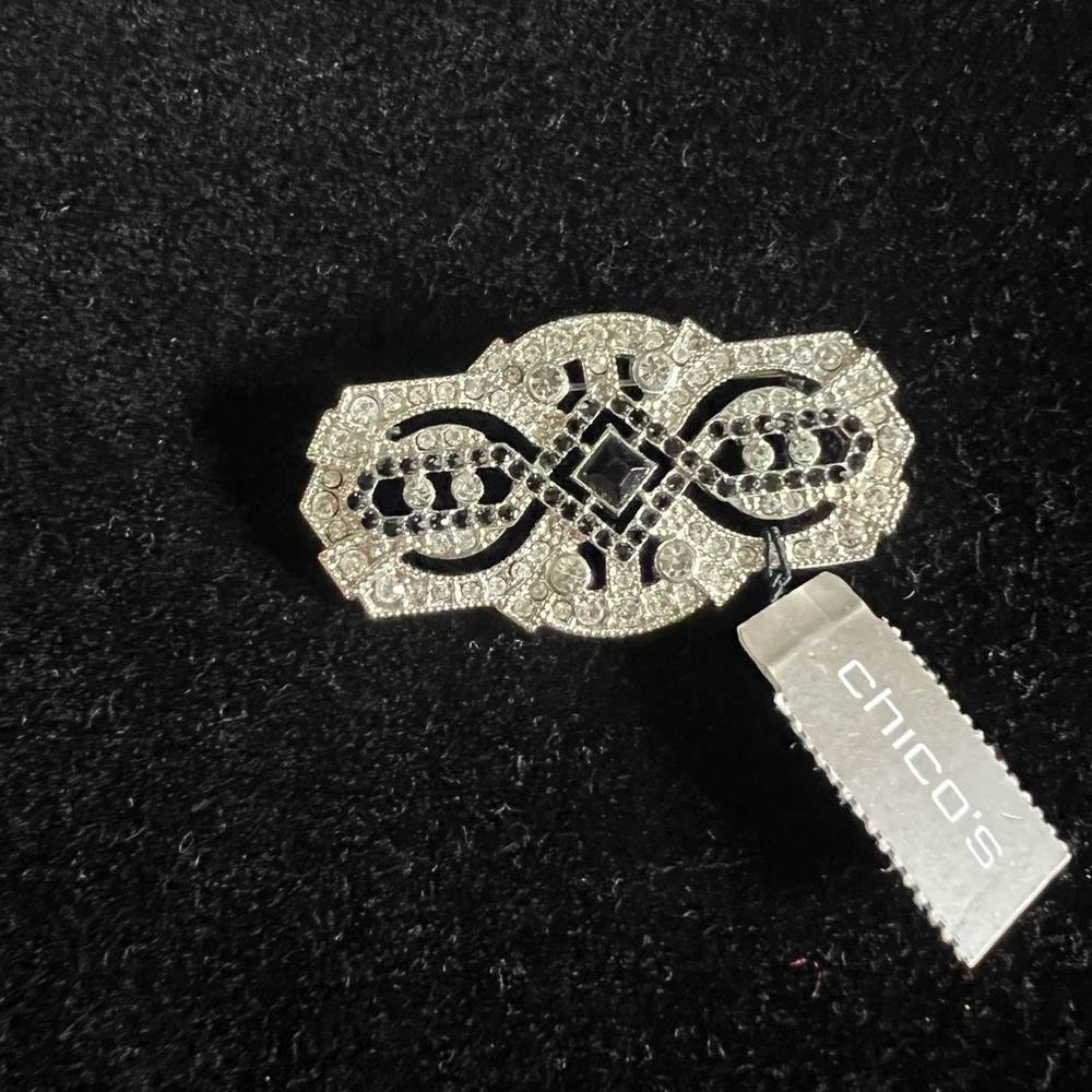 Chico’s Art Deco Brooch